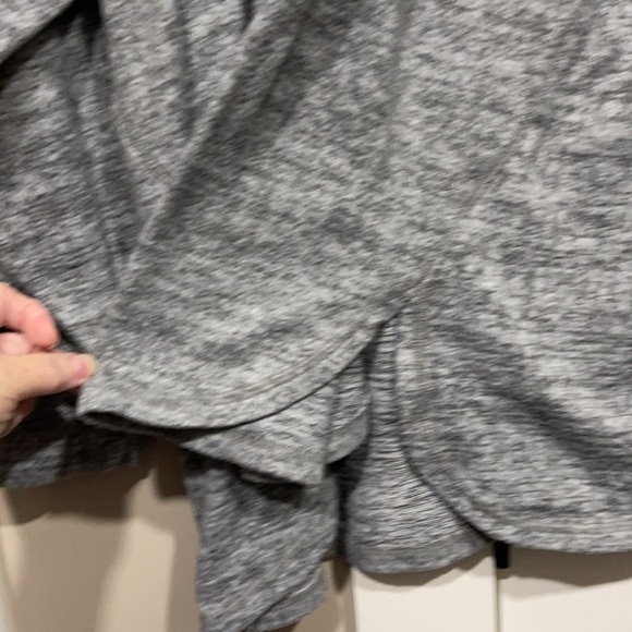 Zenana Fleece heathered gray Boutique pullover top Sz L. Like New Condition. - Picture 4 of 5